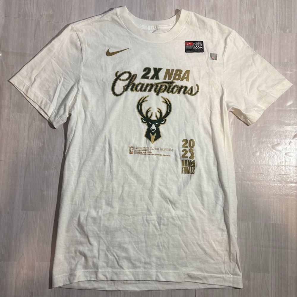 Nike 2021 2X NBA Champions Milwaukee Bucks Men's T-Shirt Size S NWT White